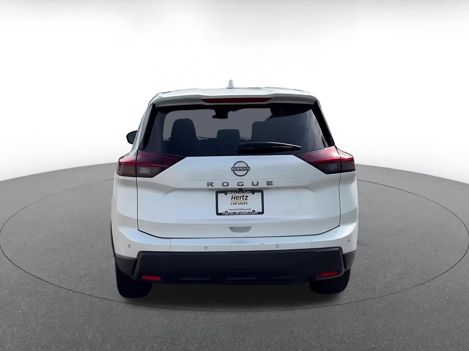 Thumbnail: 2026 Nissan Rogue - 12