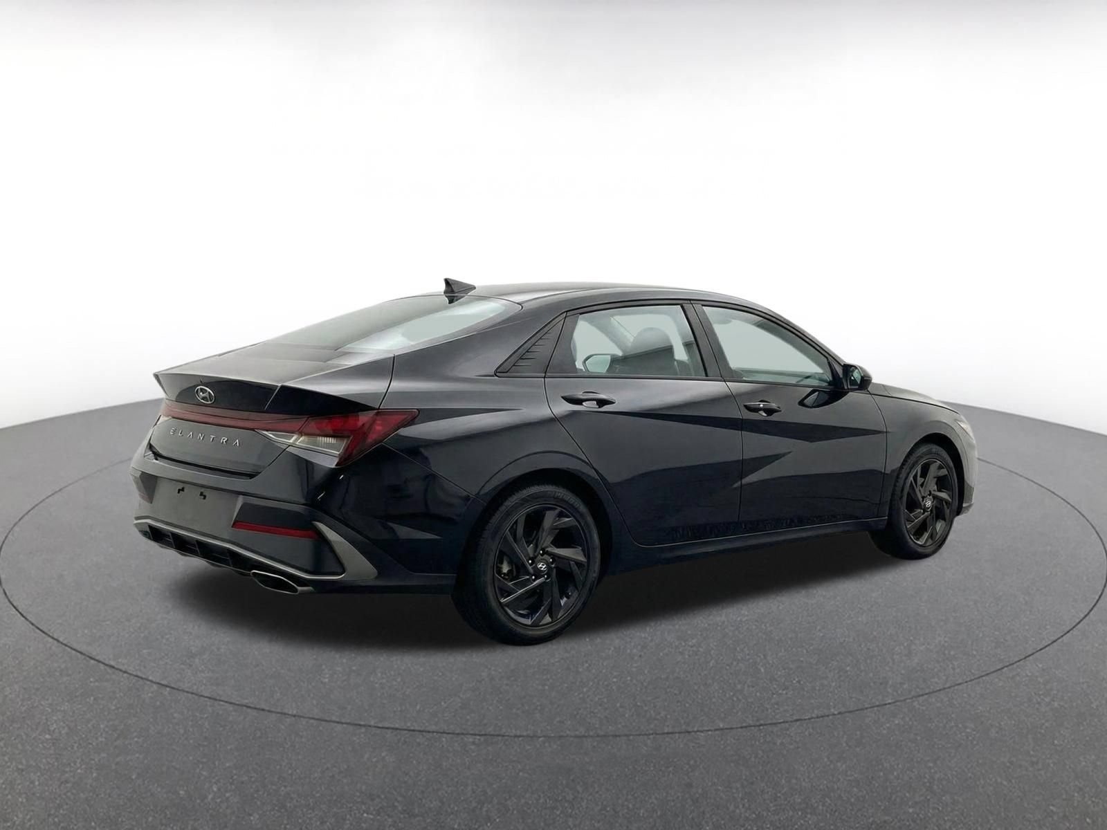 Thumbnail: 2026 Hyundai Elantra - 9