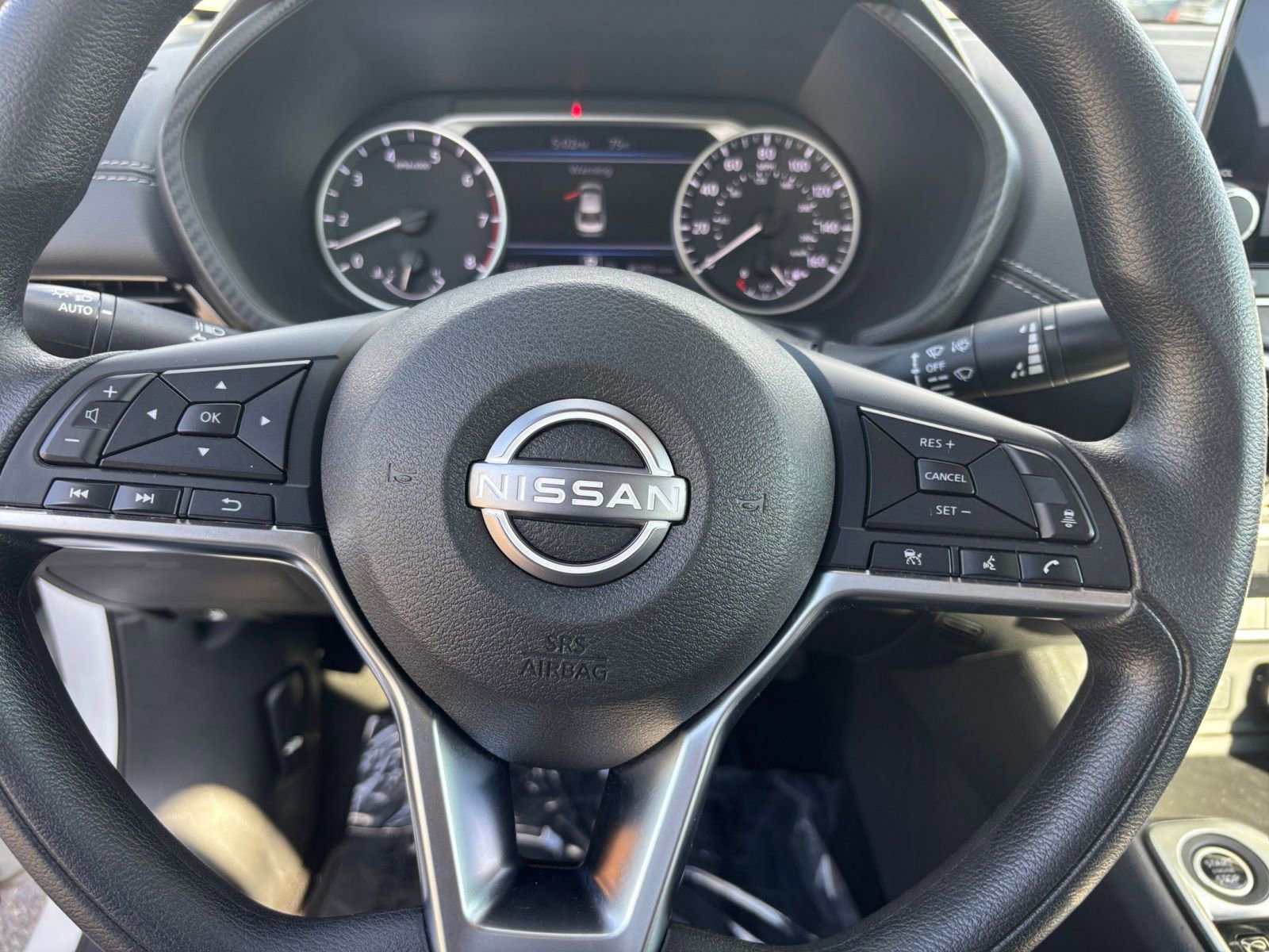 Thumbnail: 2024 Nissan Sentra - 25