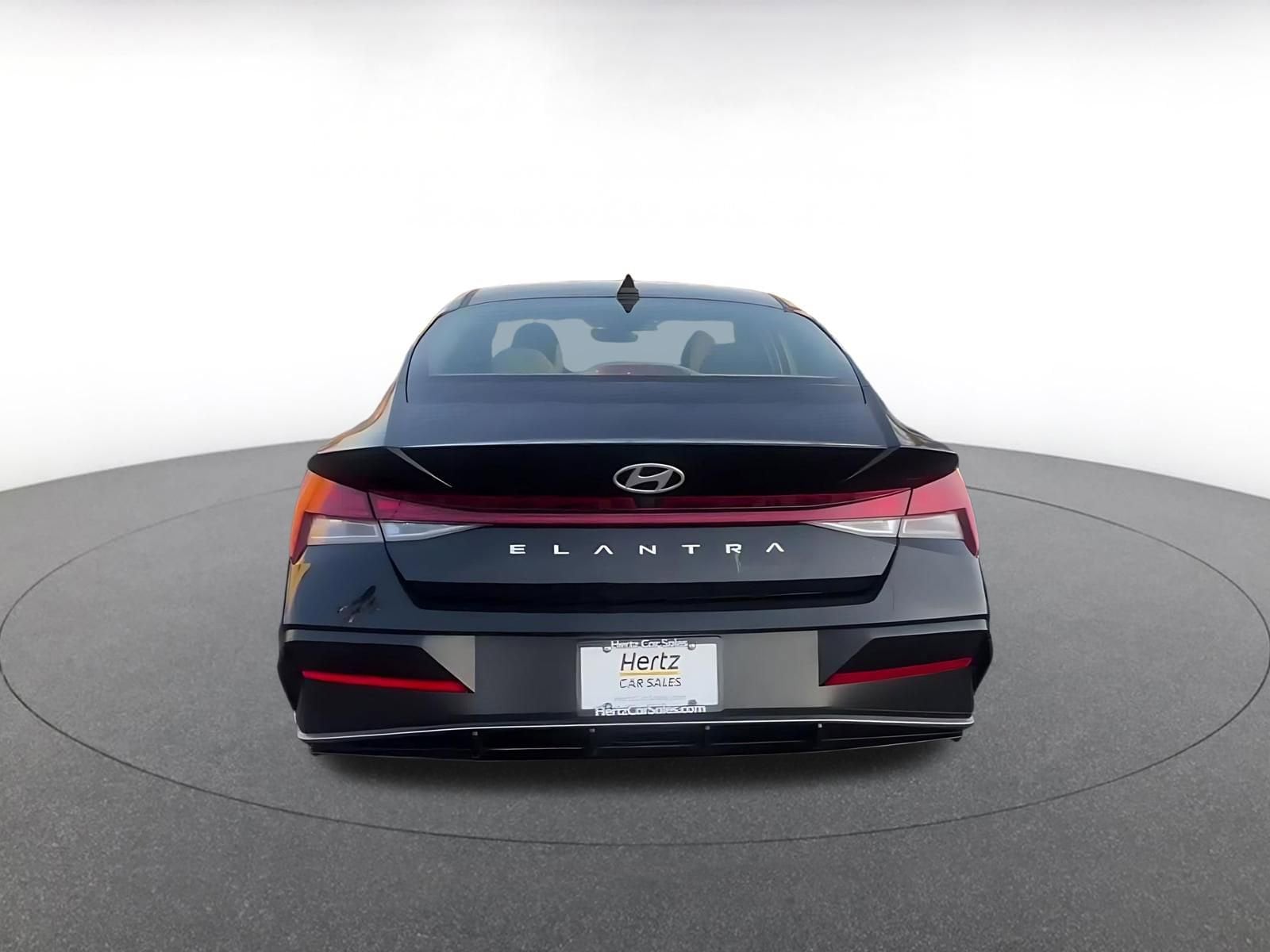 Thumbnail: 2025 Hyundai Elantra - 12