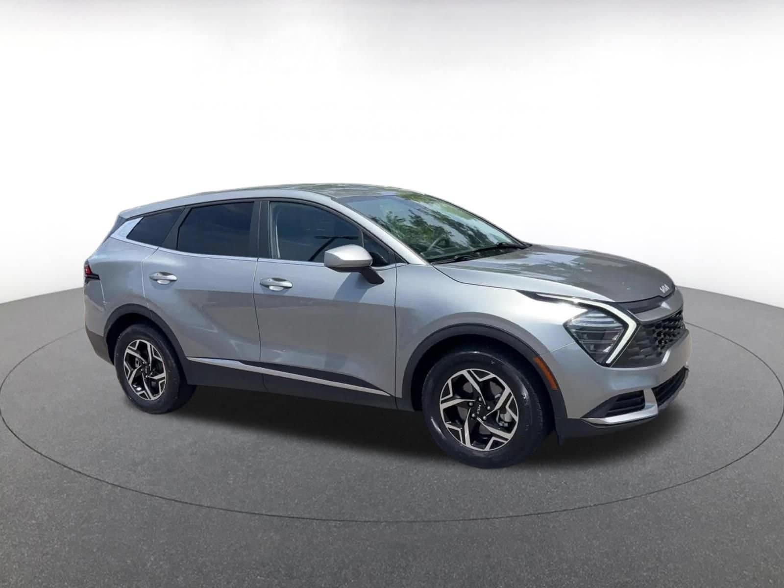 Thumbnail: 2025 Kia Sportage - 2