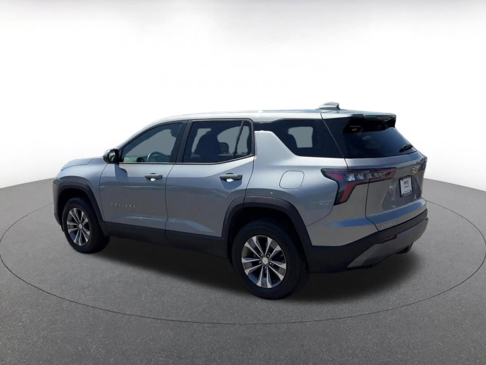 Thumbnail: 2025 Chevrolet Equinox - 10