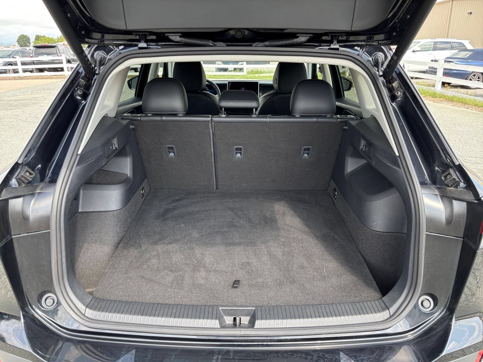 Thumbnail: 2026 Volkswagen Tiguan - 32