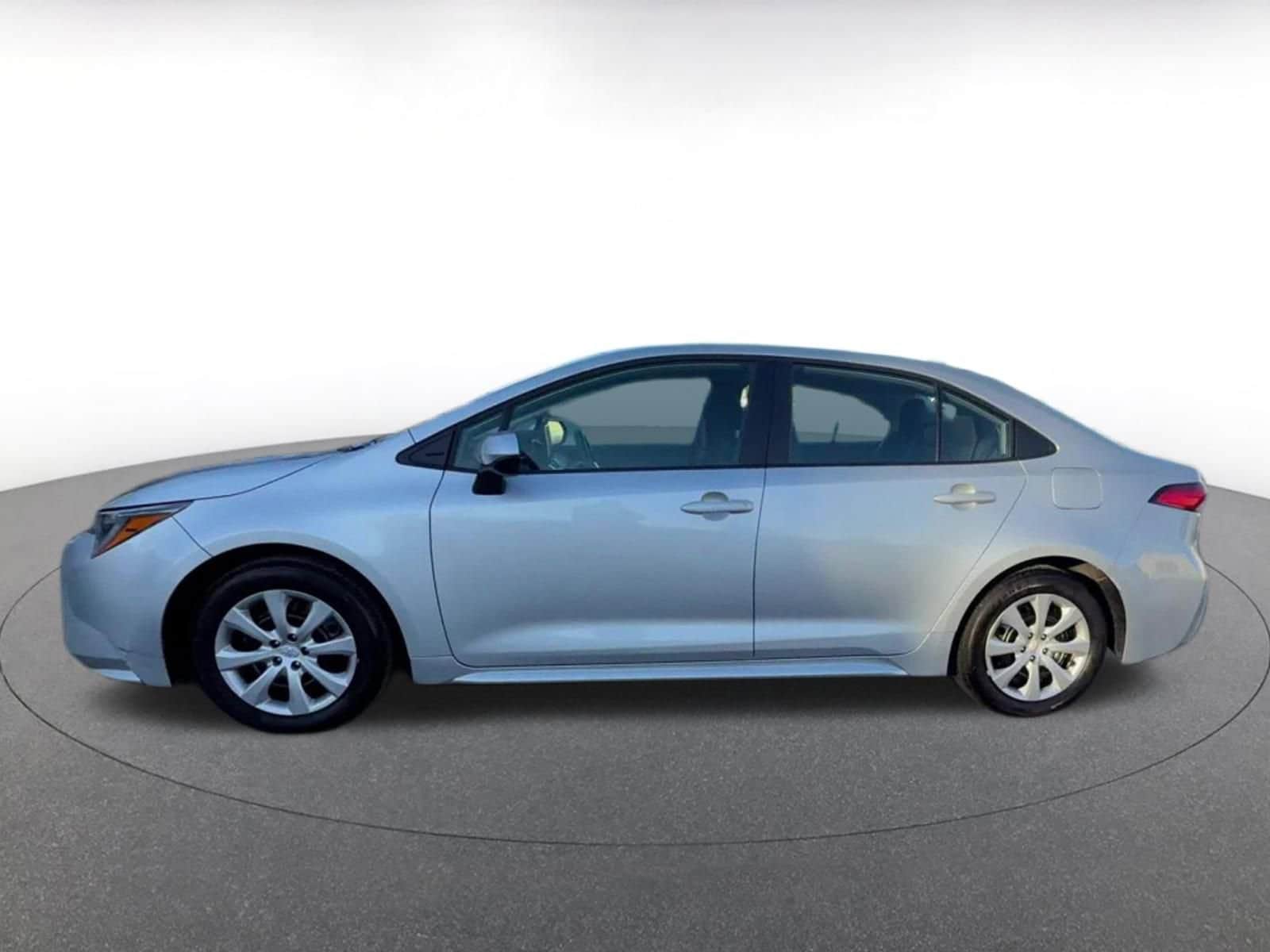 Thumbnail: 2025 Toyota Corolla - 9