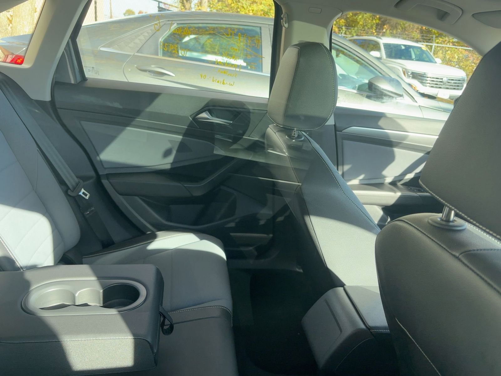 Thumbnail: 2025 Volkswagen Jetta - 9