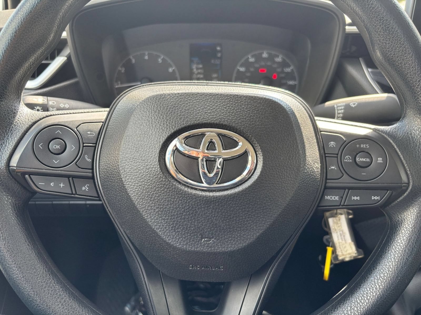 Thumbnail: 2025 Toyota Corolla - 25