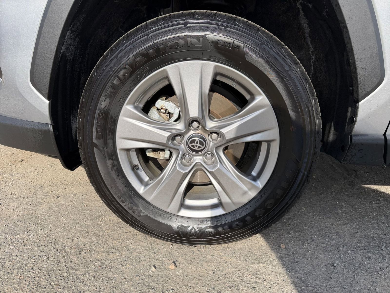 Thumbnail: 2025 Toyota RAV4 - 29