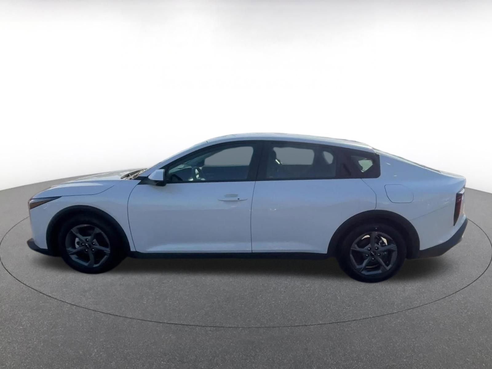 Thumbnail: 2025 Kia K4 - 9