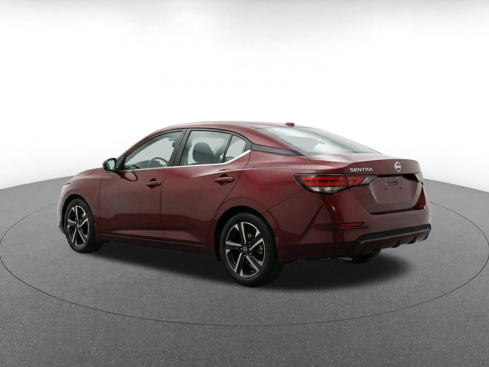 Thumbnail: 2025 Nissan Sentra - 5