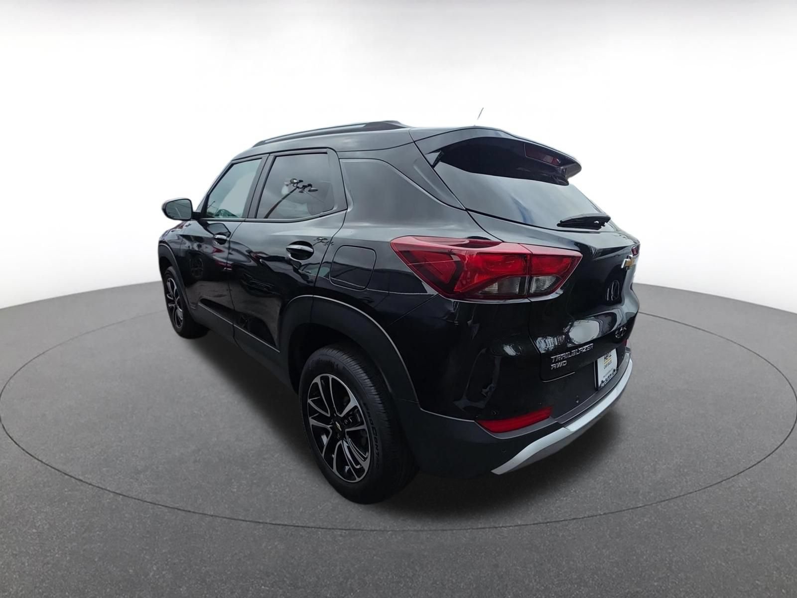 Thumbnail: 2025 Chevrolet TrailBlazer - 8
