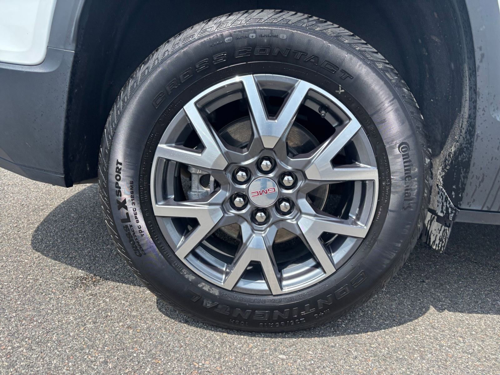 Thumbnail: 2023 GMC Acadia - 30