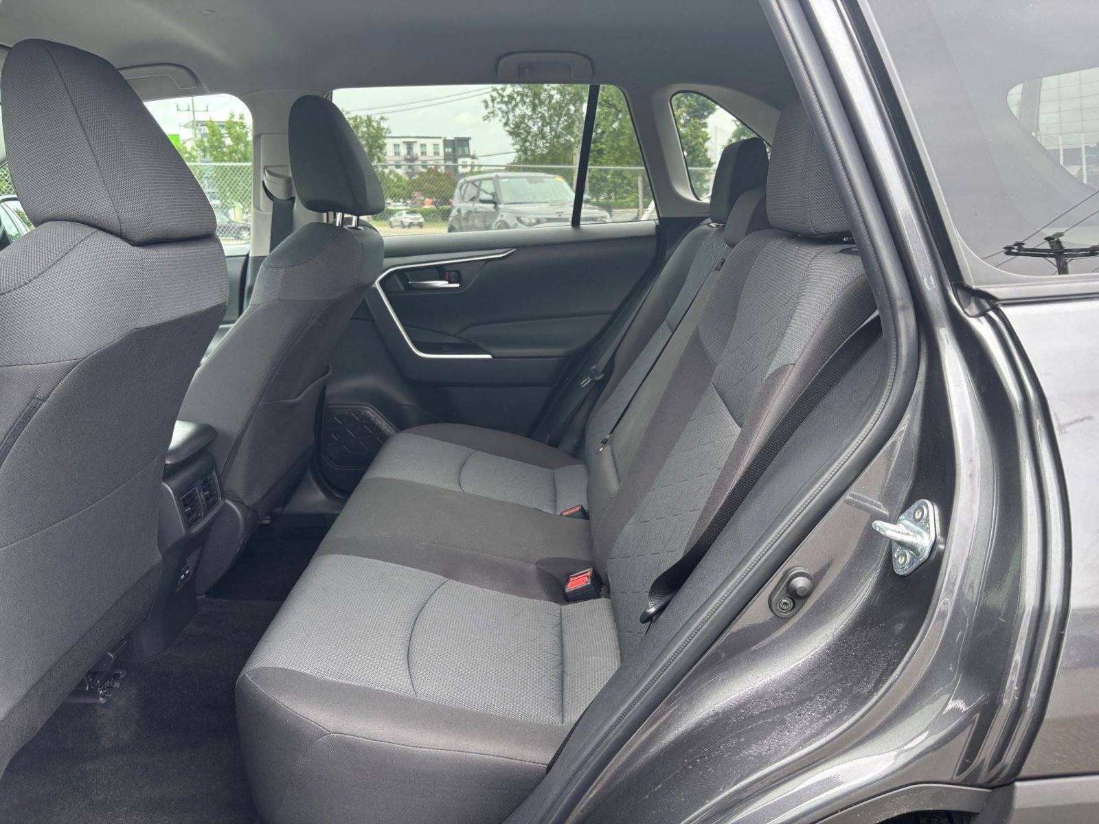 2024 Toyota RAV4 XLE 26