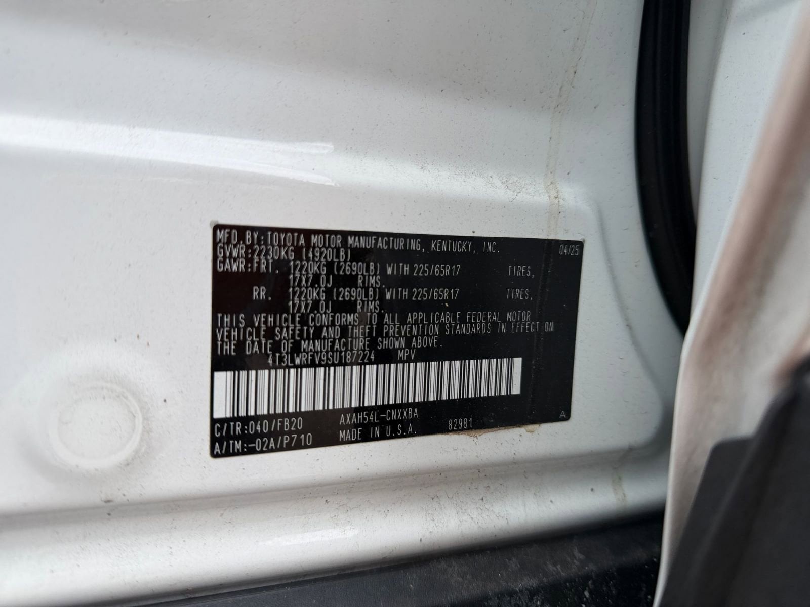 Thumbnail: 2025 Toyota RAV4 - 28