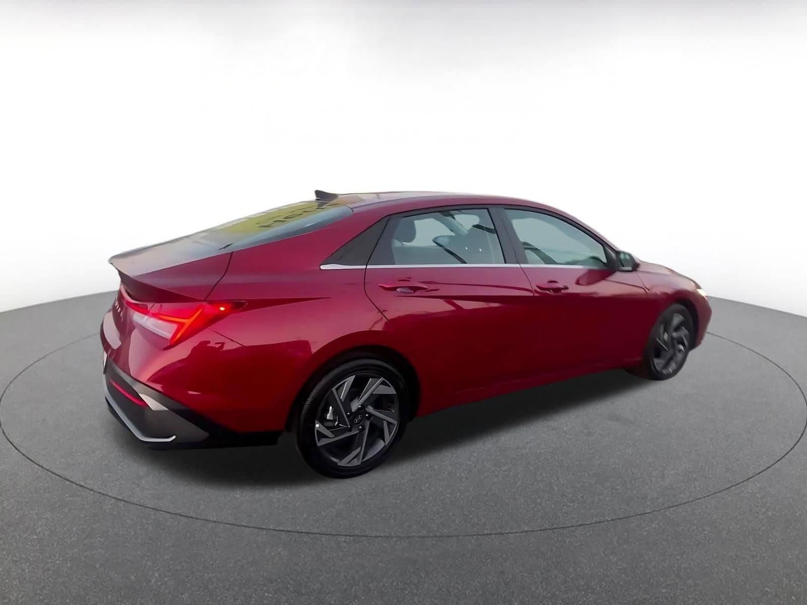 Thumbnail: 2025 Hyundai Elantra - 15