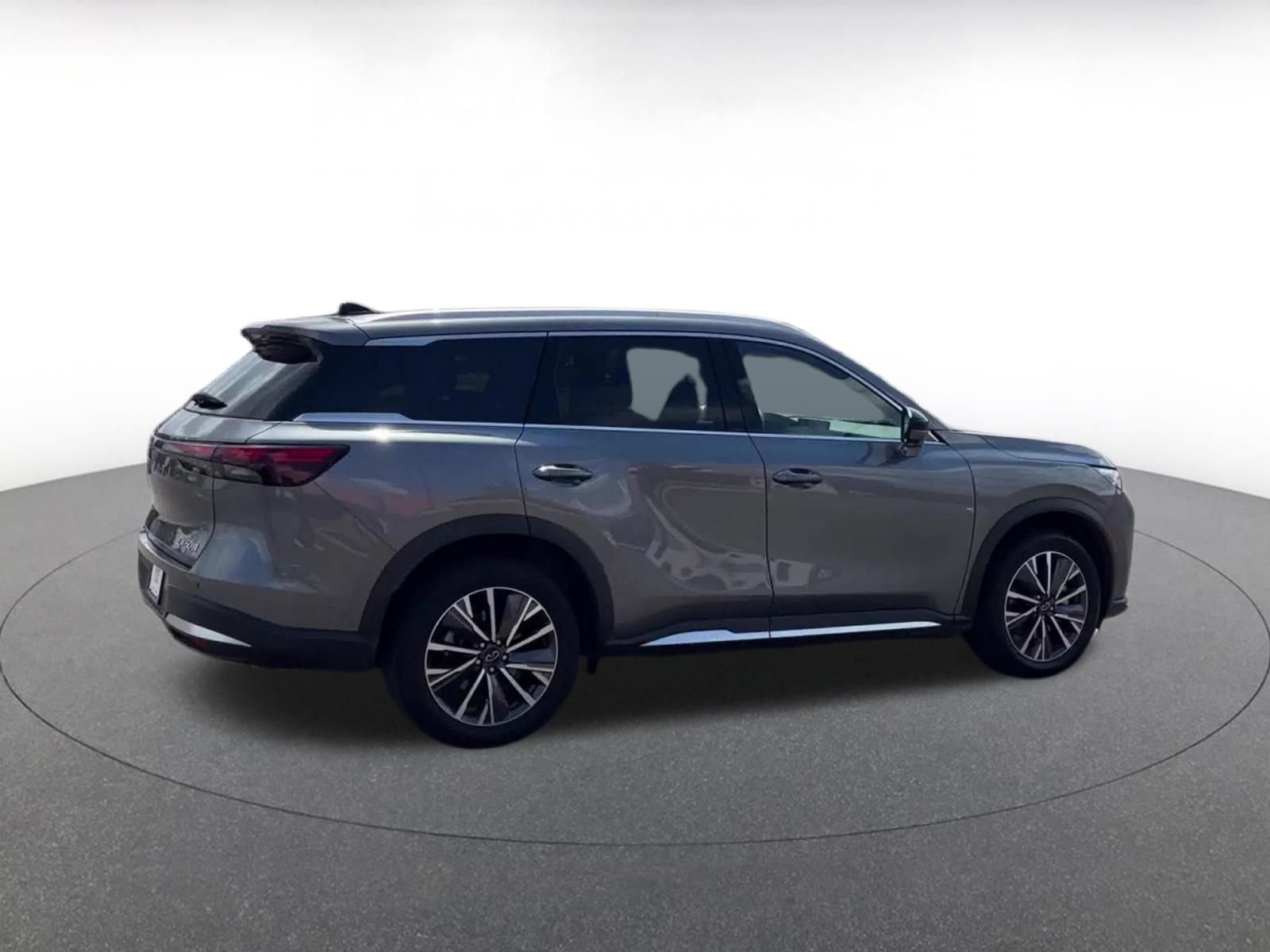 Thumbnail: 2026 INFINITI QX60 - 15