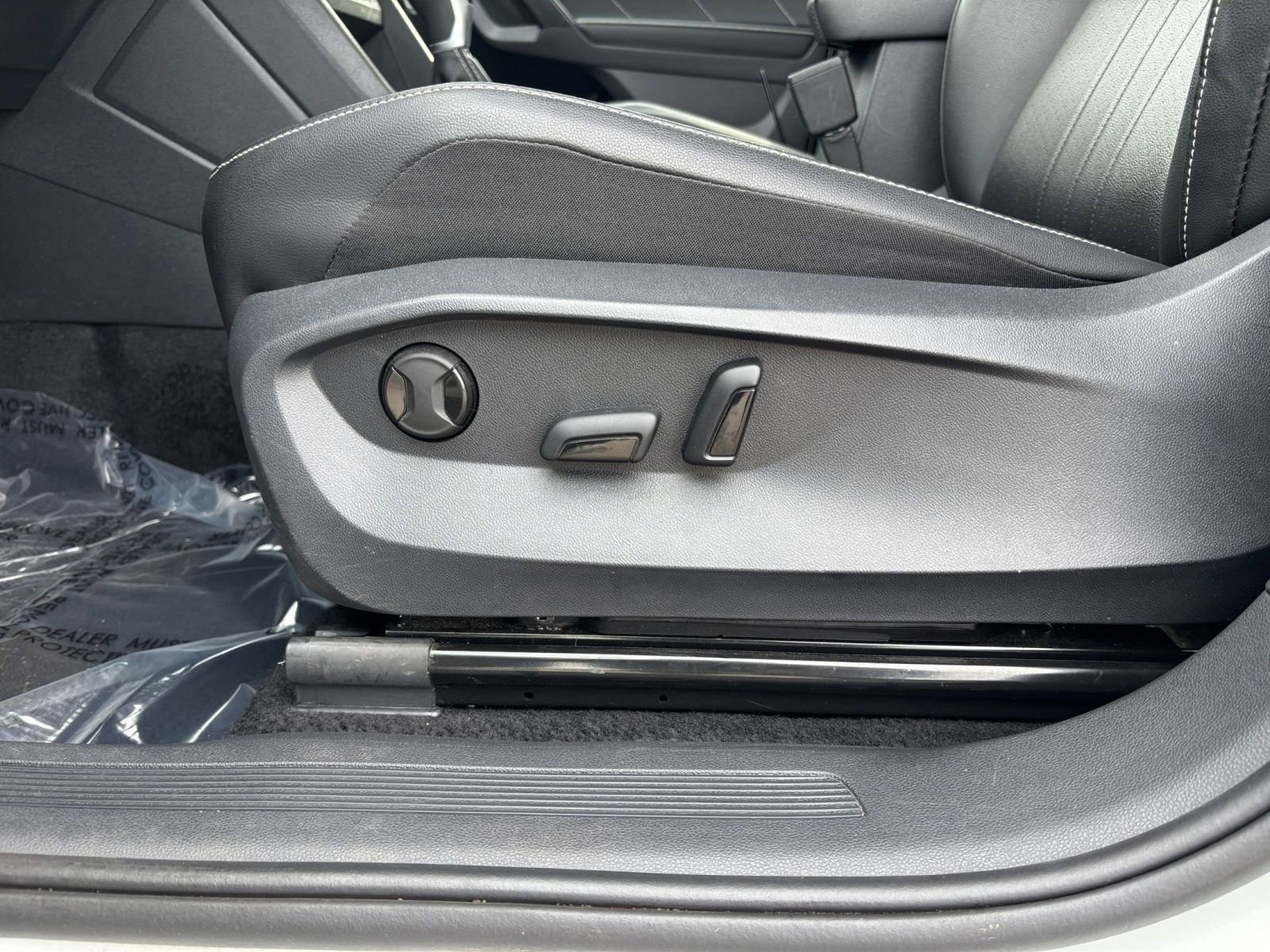 2024 Volkswagen Tiguan 2.0T 23