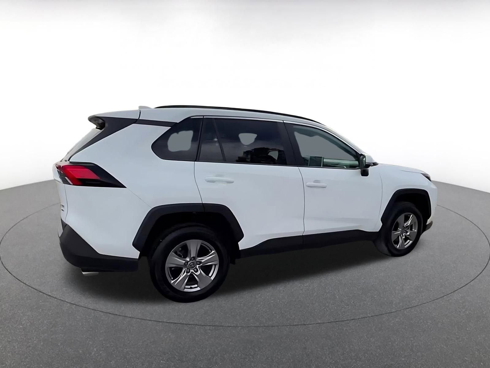 Thumbnail: 2025 Toyota RAV4 - 15