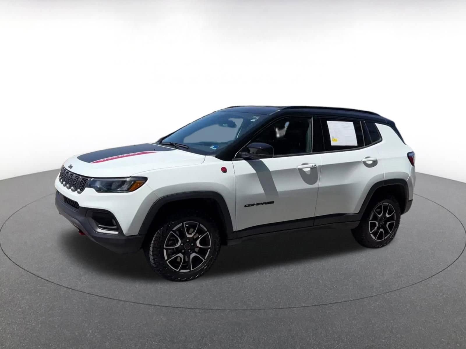 Thumbnail: 2025 Jeep Compass - 8