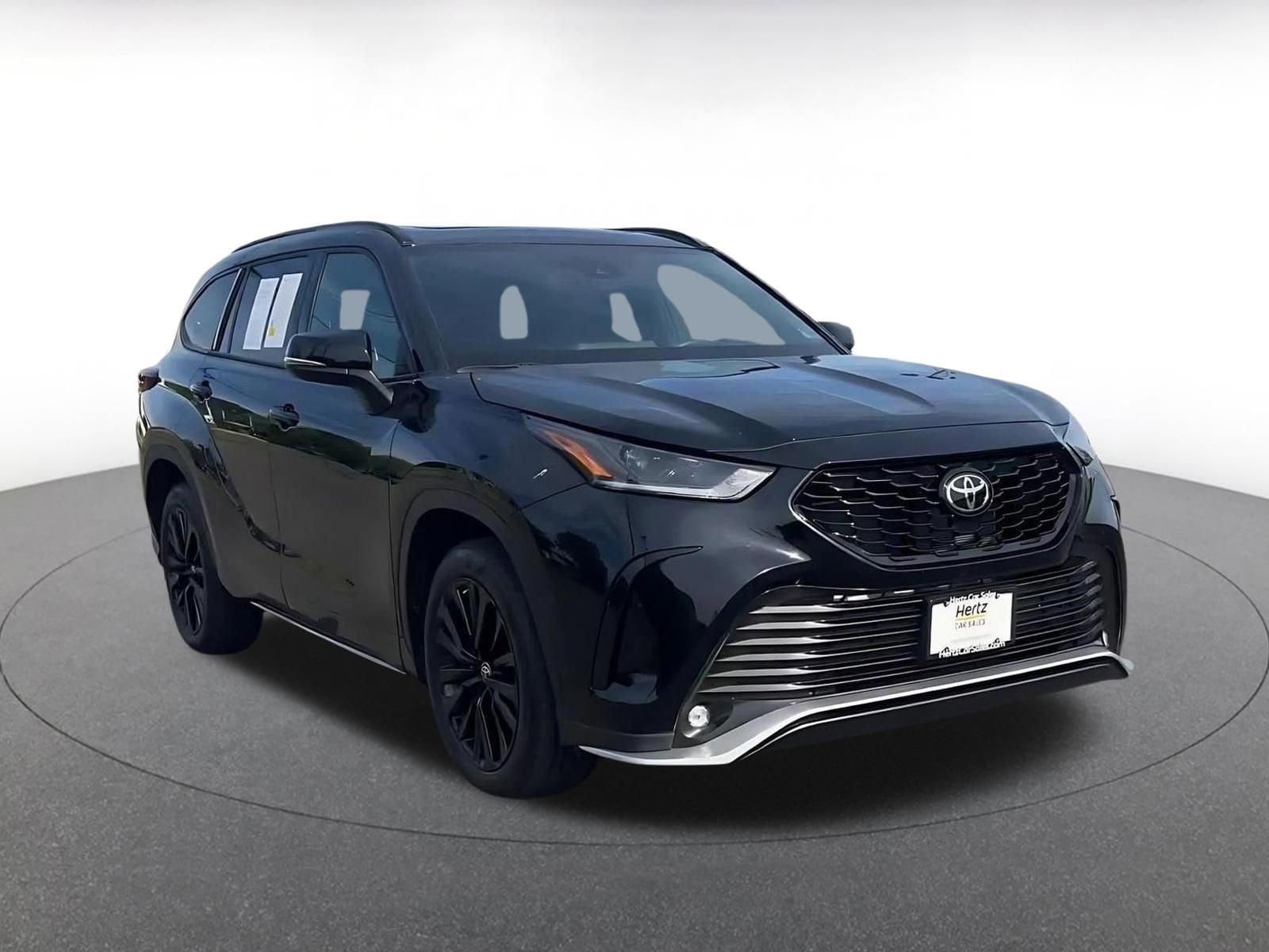 Thumbnail: 2025 Toyota Highlander - 3
