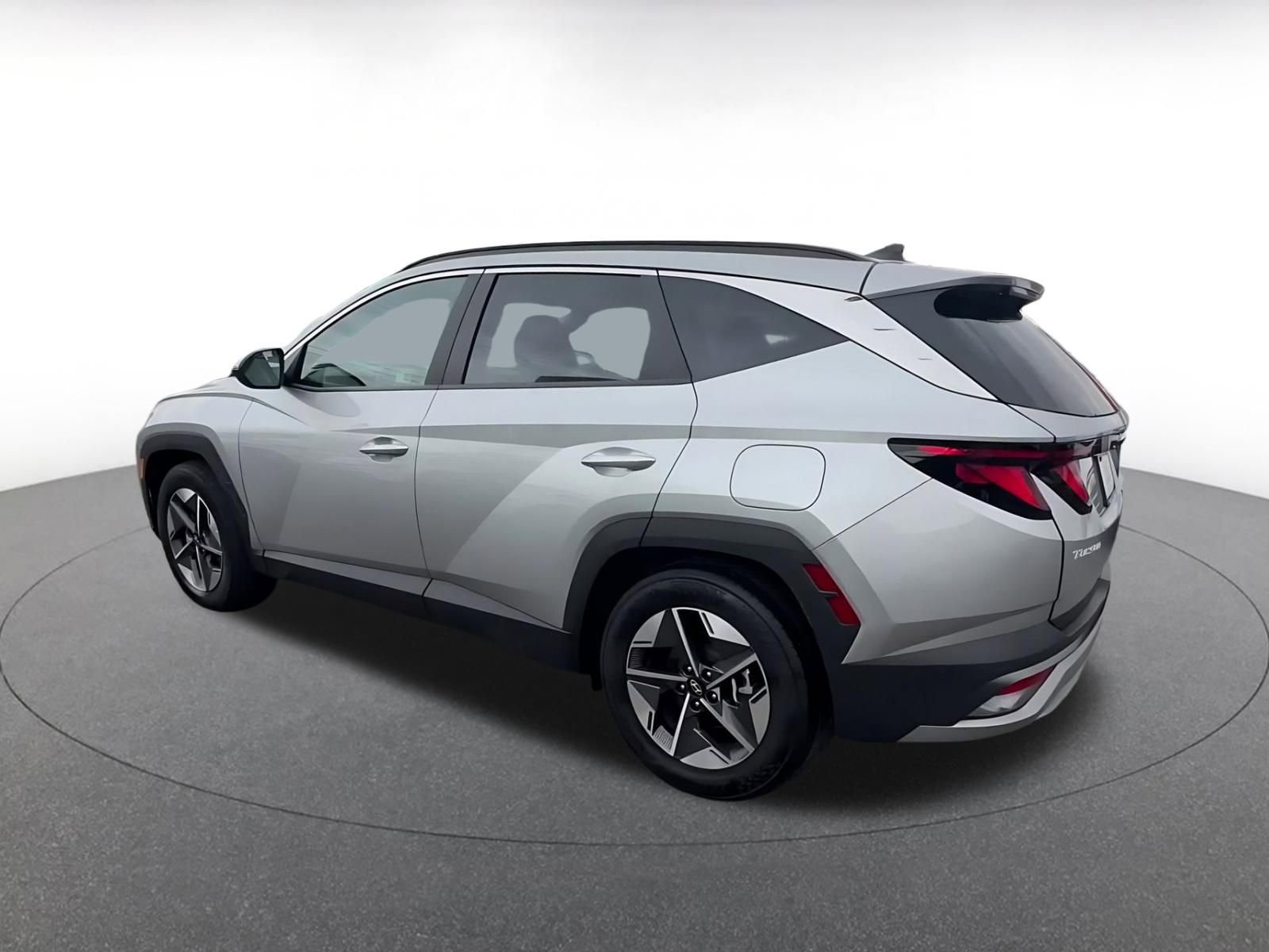 Thumbnail: 2025 Hyundai Tucson - 10