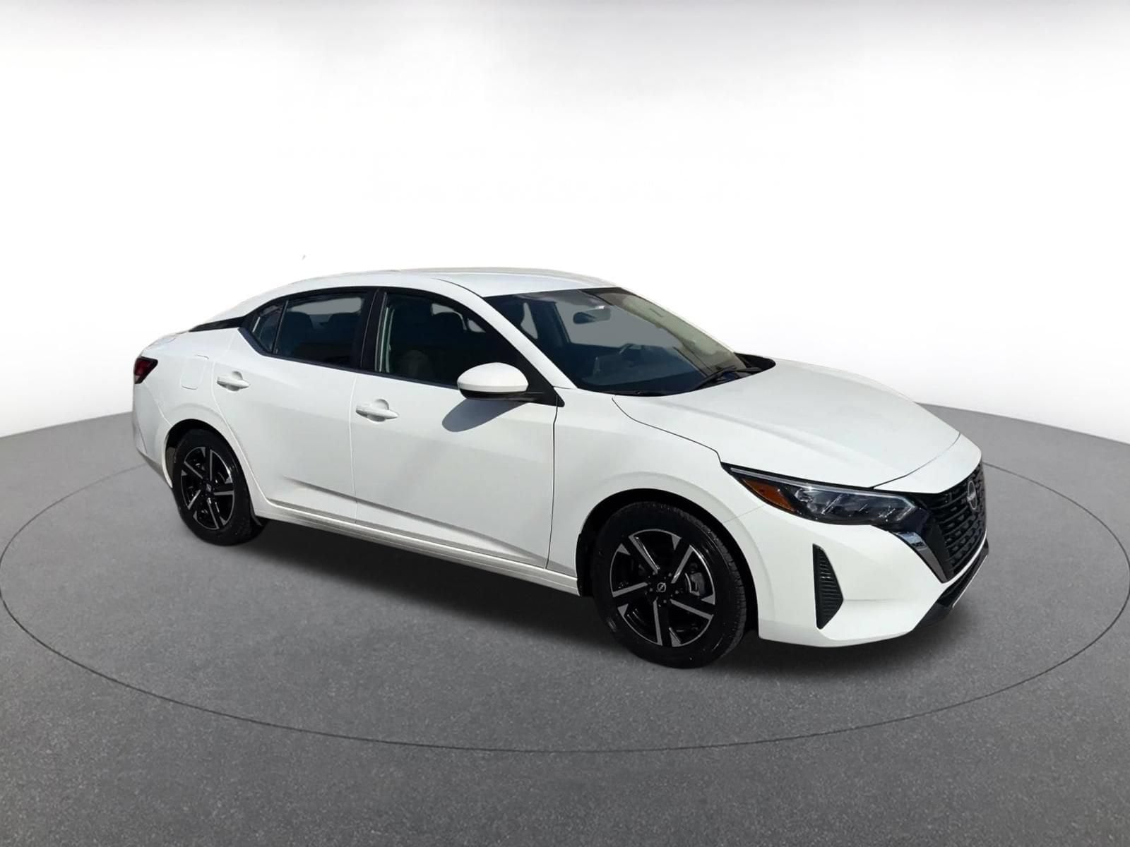 Thumbnail: 2025 Nissan Sentra - 2