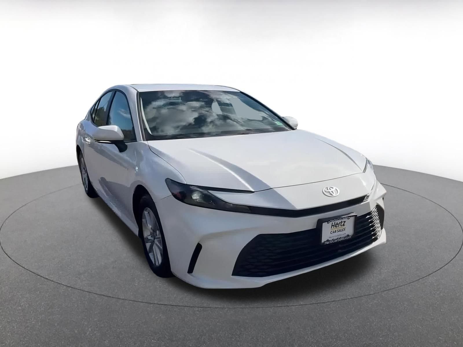 Thumbnail: 2025 Toyota Camry - 3