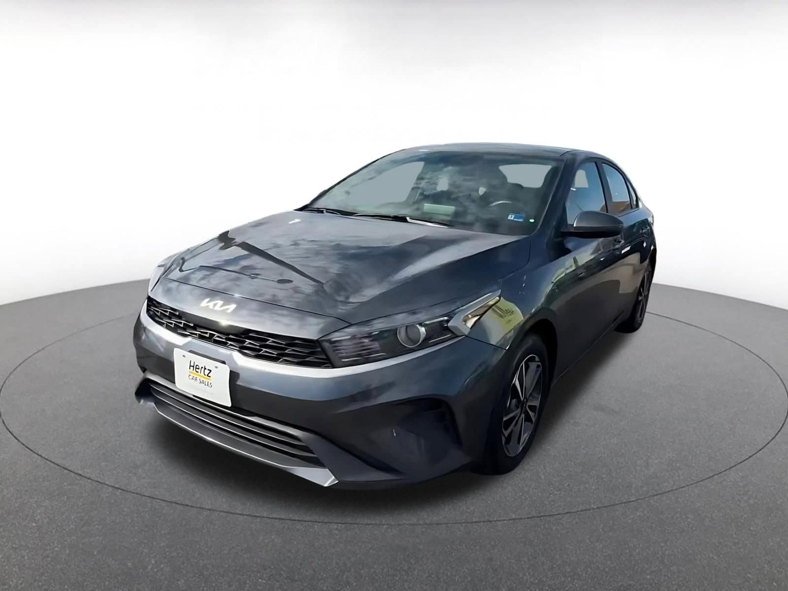 Thumbnail: 2024 Kia Forte - 7