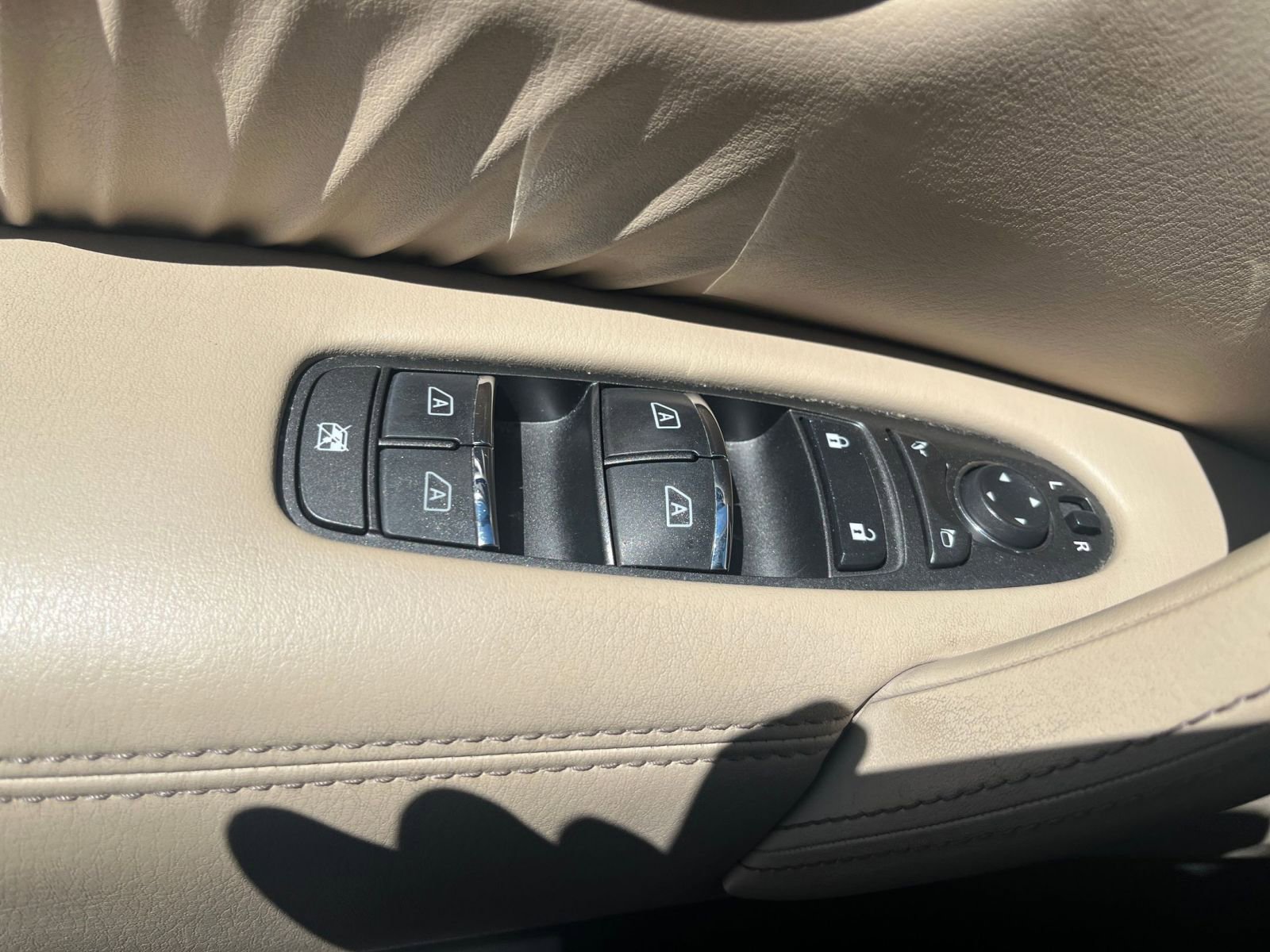 Thumbnail: 2023 Nissan Armada - 18