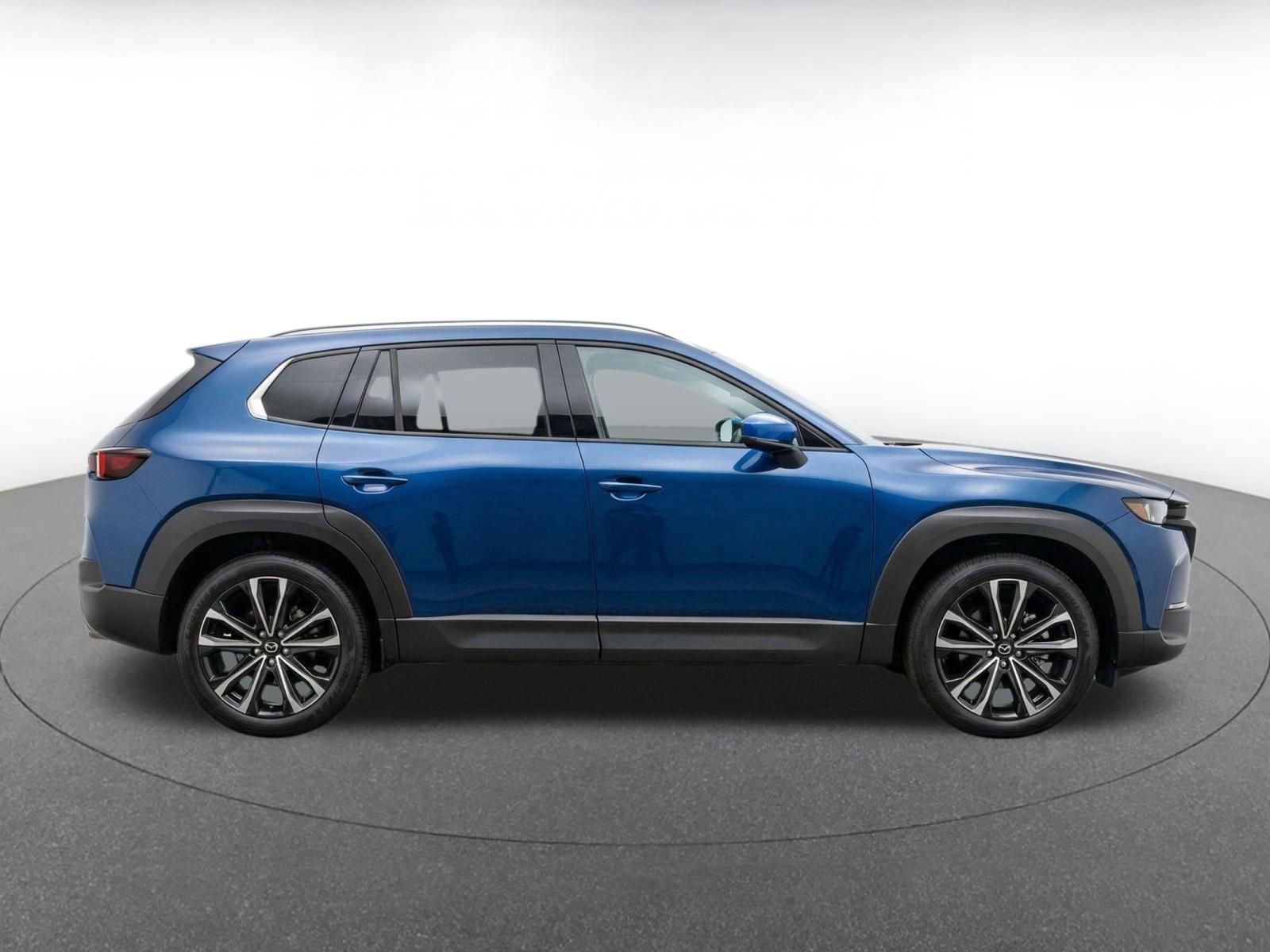 Thumbnail: 2025 Mazda CX-50 - 10