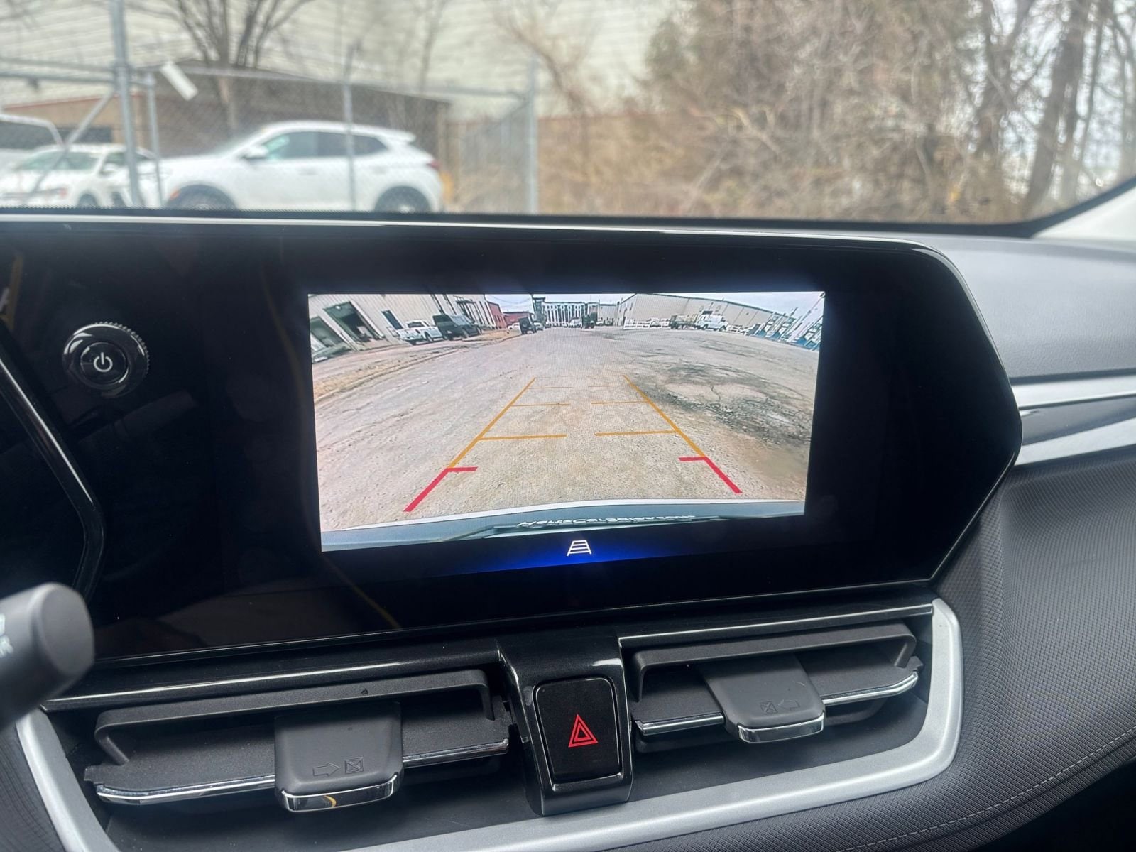 Thumbnail: 2025 Chevrolet TrailBlazer - 24