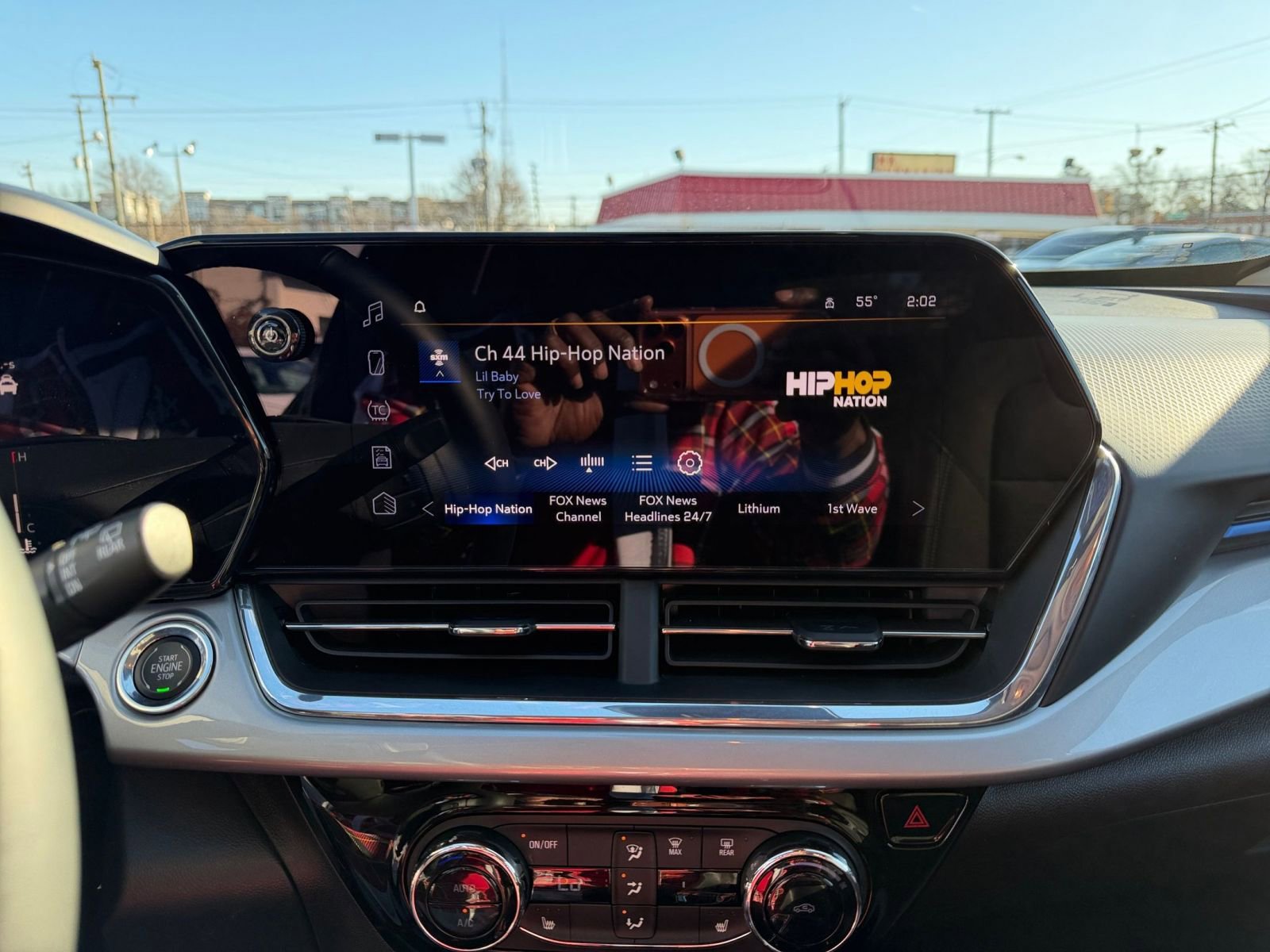 Thumbnail: 2025 Chevrolet Trax - 18