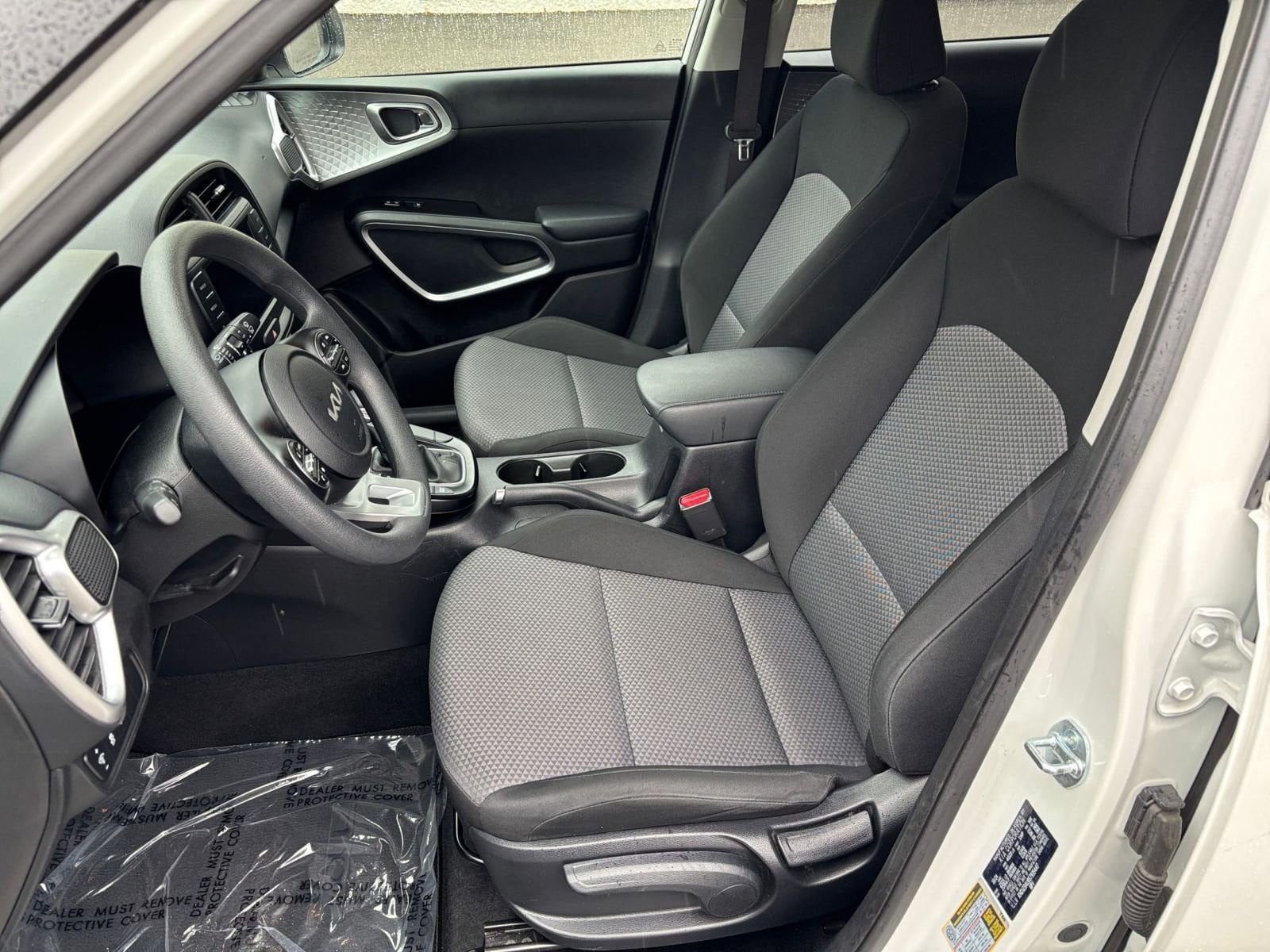 2025 Kia Soul LX - Photo 35