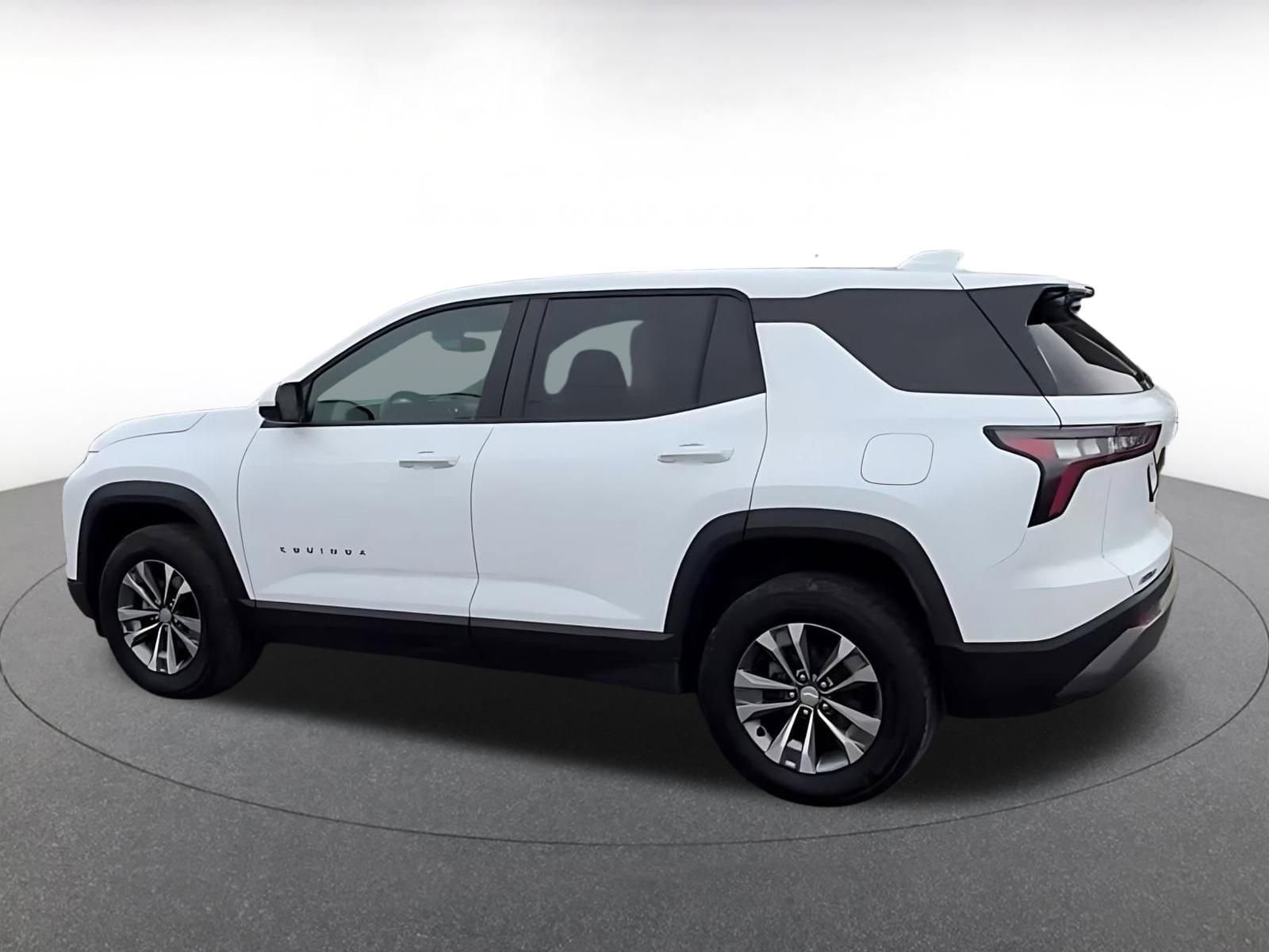 Thumbnail: 2025 Chevrolet Equinox - 10