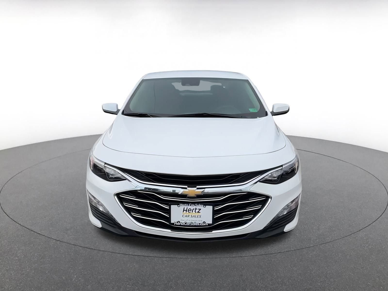 Thumbnail: 2024 Chevrolet Malibu - 4