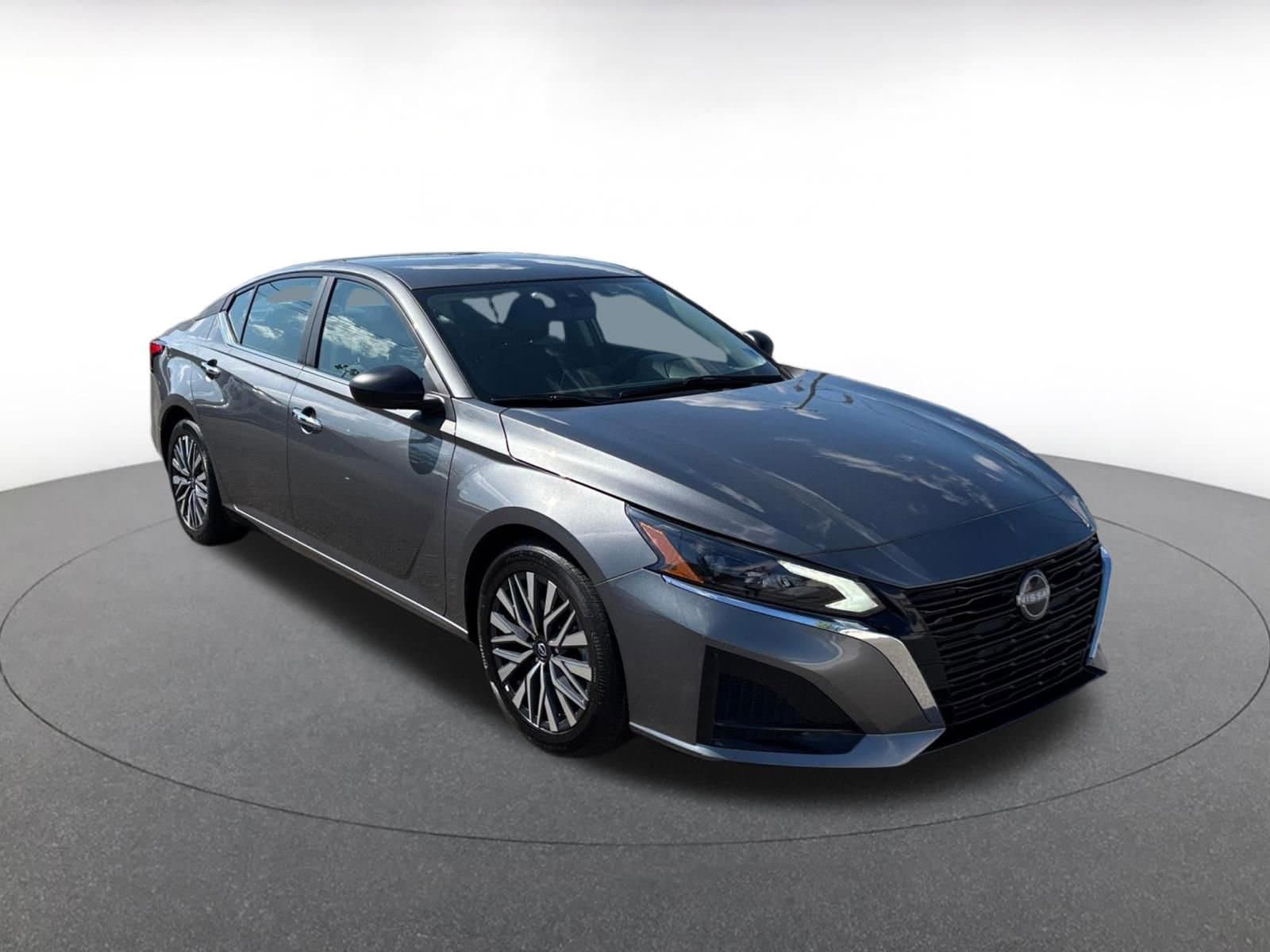 Thumbnail: 2025 Nissan Altima - 1