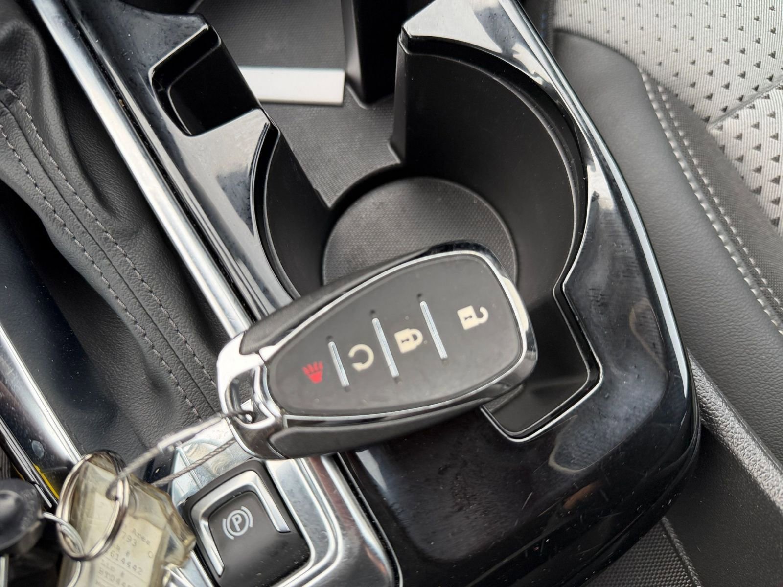 Thumbnail: 2025 Chevrolet Trax - 22