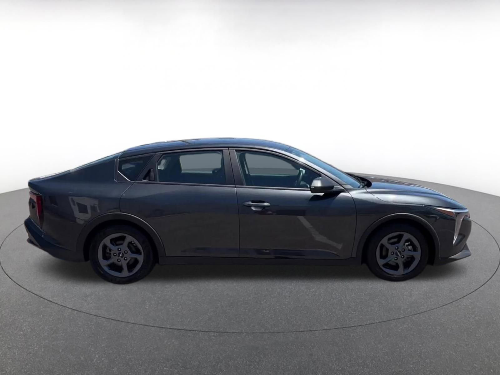 Thumbnail: 2025 Kia K4 - 16