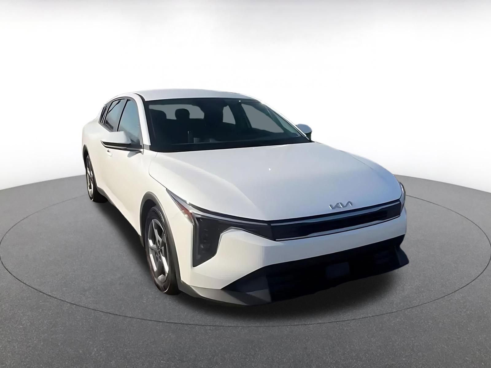 Thumbnail: 2025 Kia K4 - 3