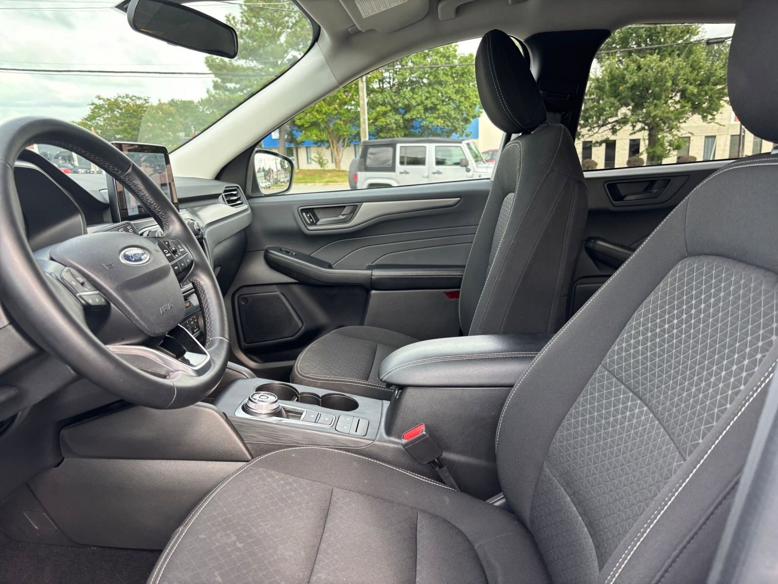 Thumbnail: 2024 Ford Escape - 27
