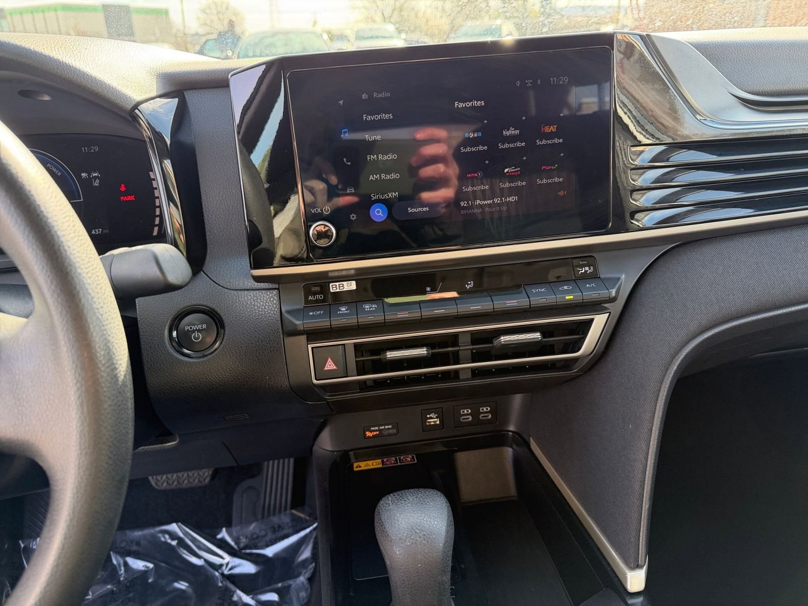 Thumbnail: 2025 Toyota Camry - 21