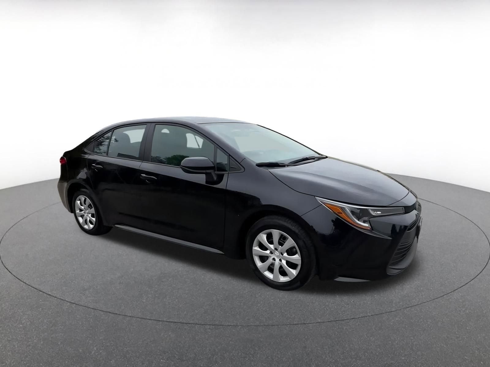 Thumbnail: 2024 Toyota Corolla - 2