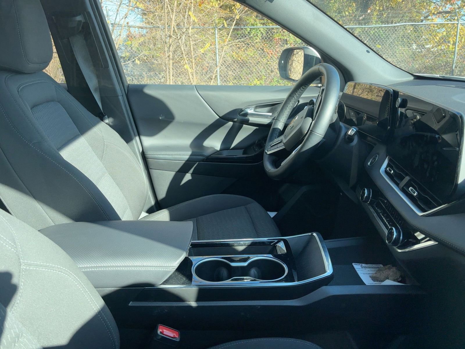 Thumbnail: 2025 Chevrolet Equinox - 10