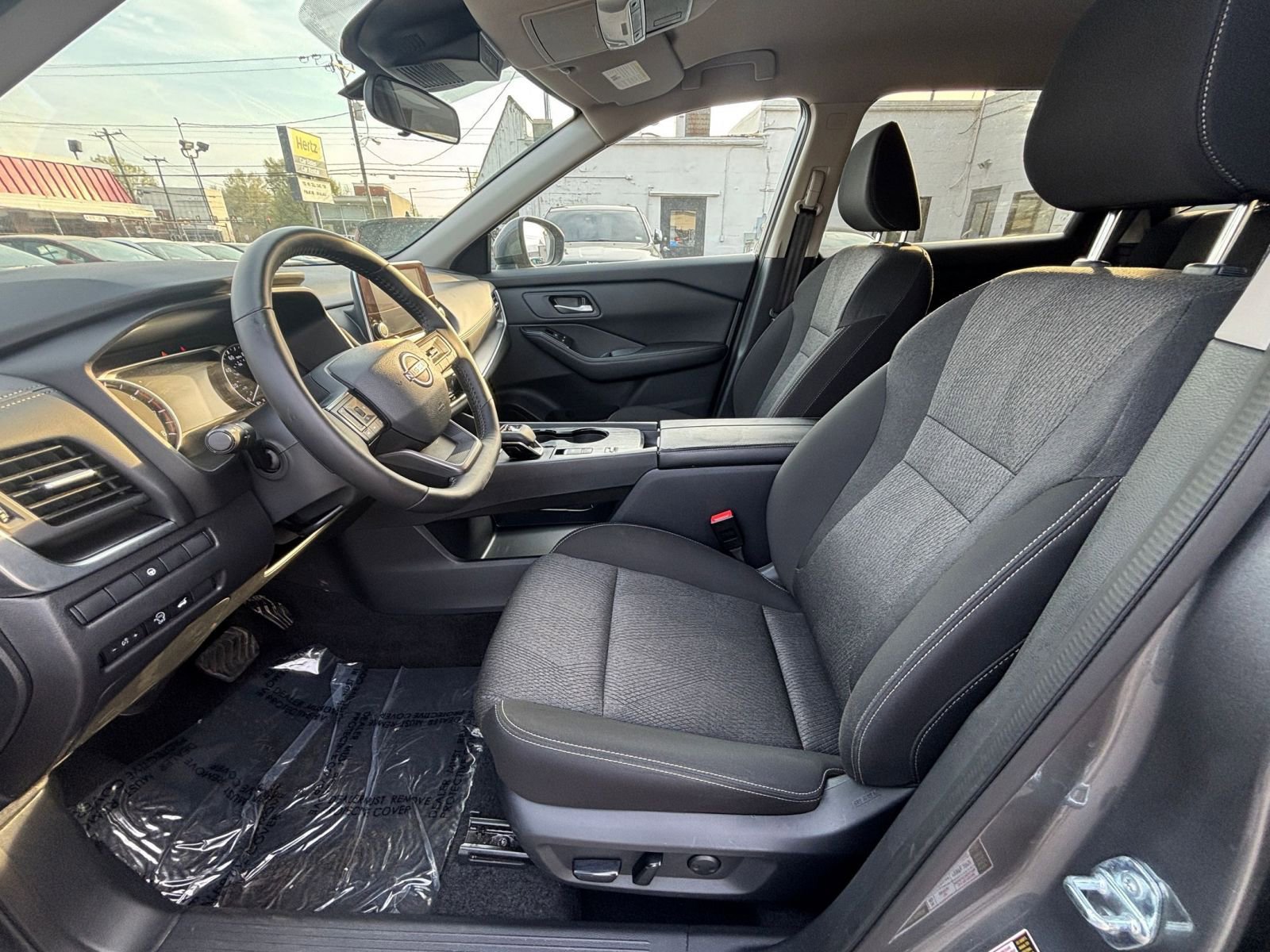 Thumbnail: 2025 Nissan Rogue - 29