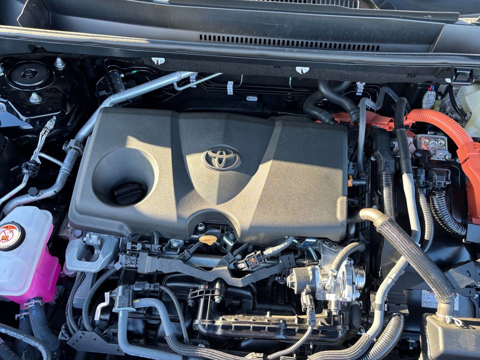 Thumbnail: 2025 Toyota RAV4 - 31