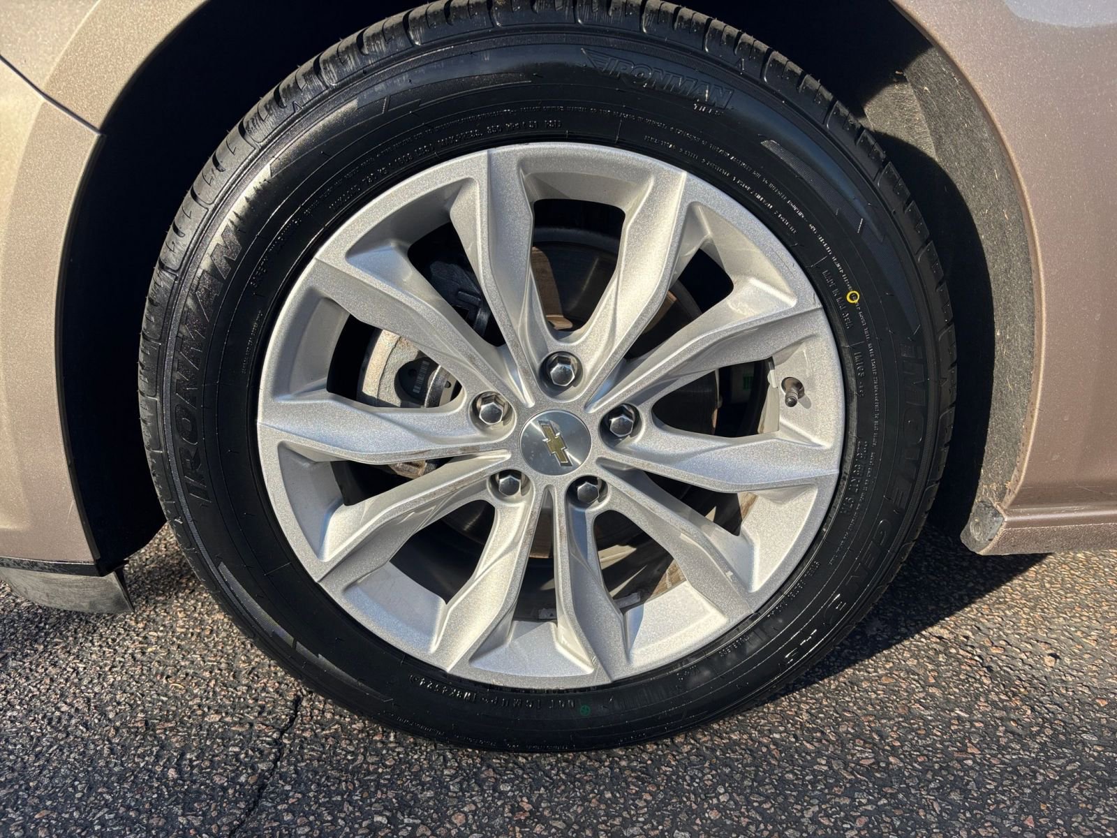 2023 Chevrolet Malibu LT 30