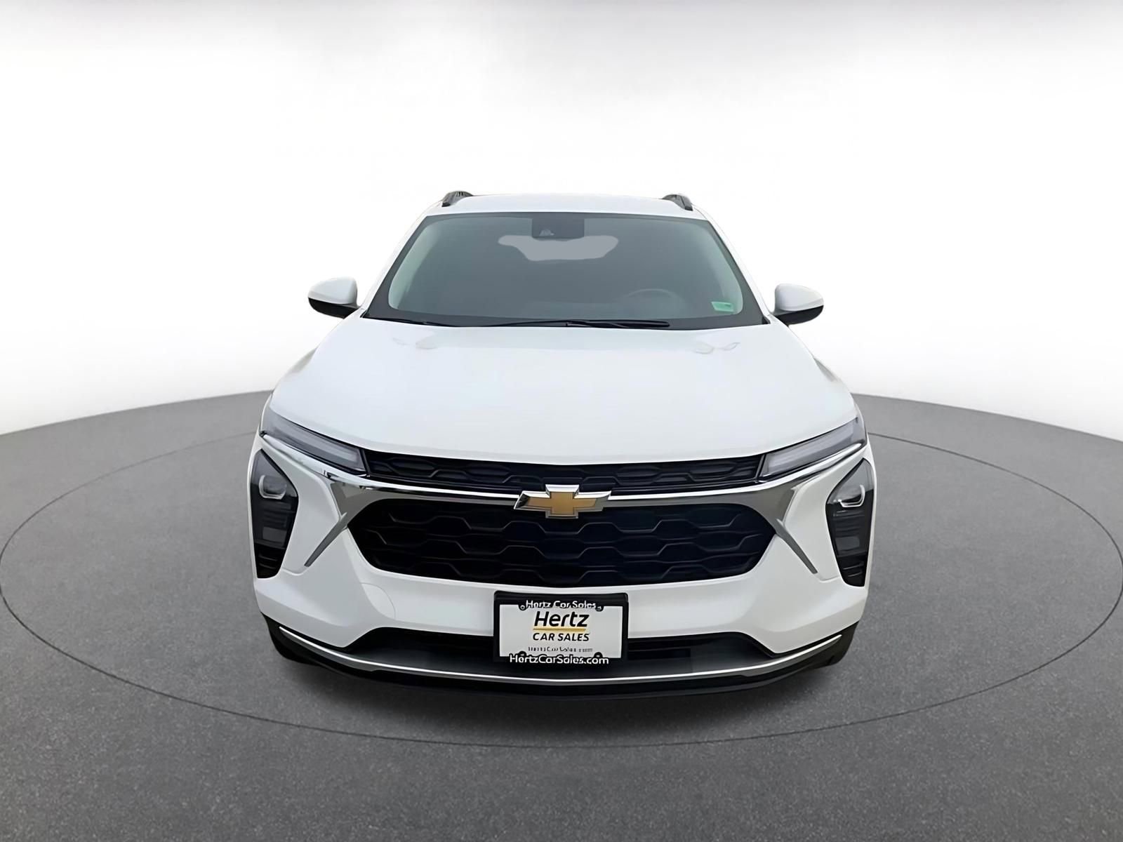 Thumbnail: 2025 Chevrolet Trax - 4