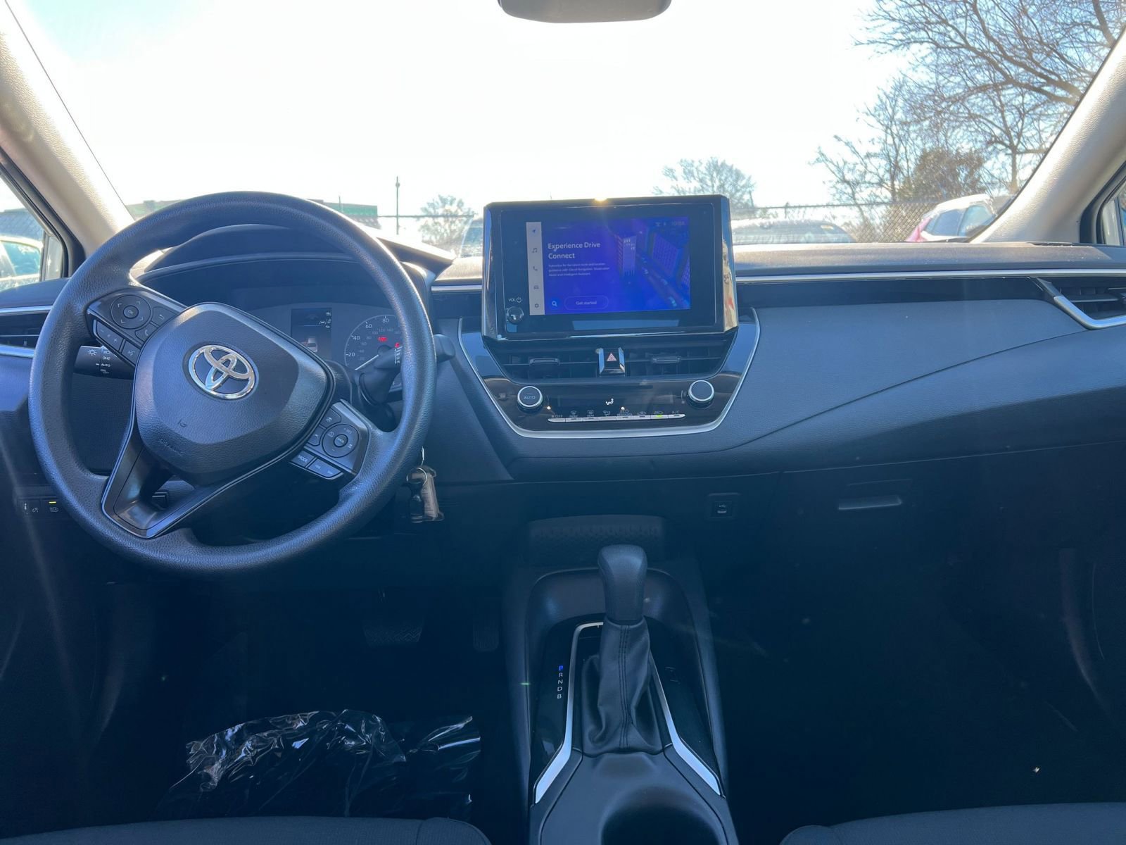 Thumbnail: 2025 Toyota Corolla - 31