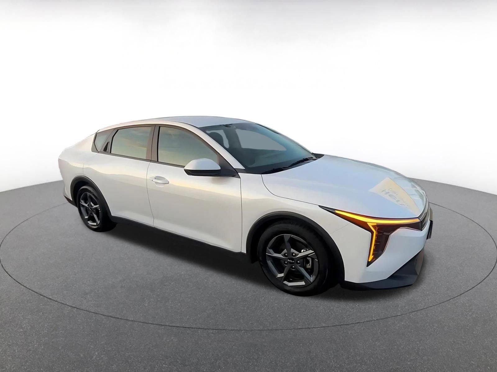 Thumbnail: 2025 Kia K4 - 2