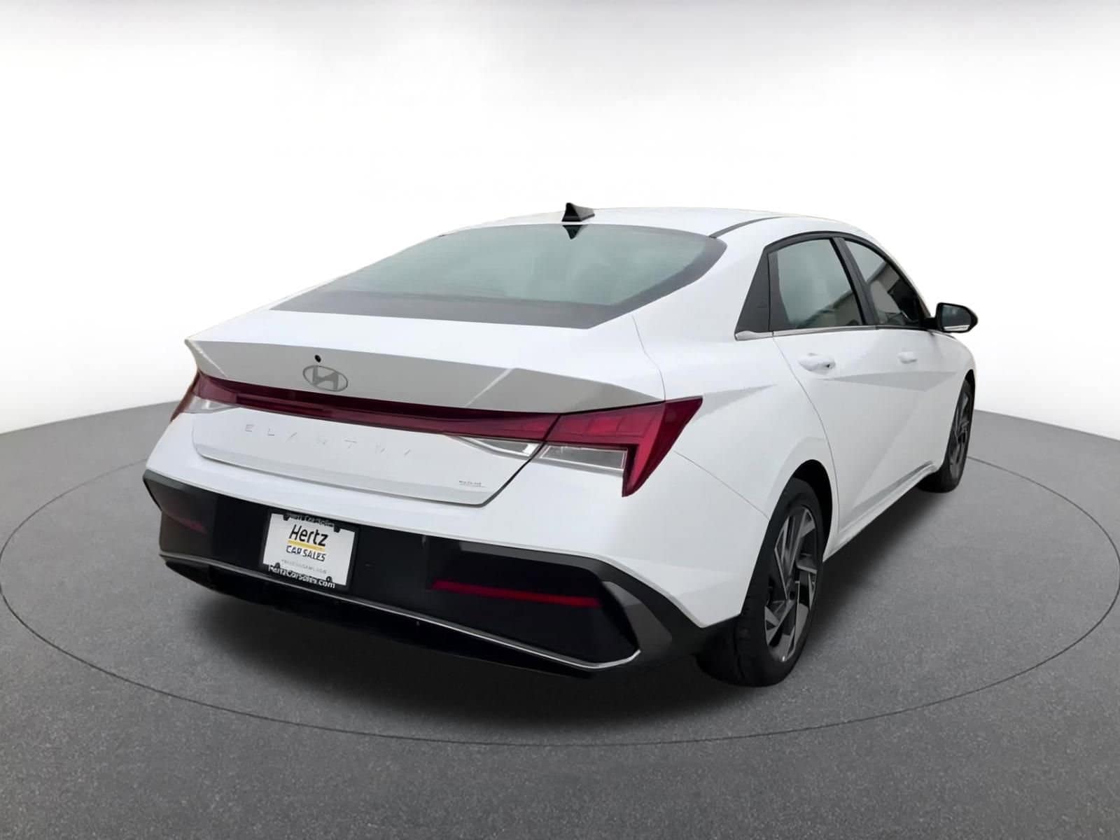 Thumbnail: 2025 Hyundai Elantra - 15