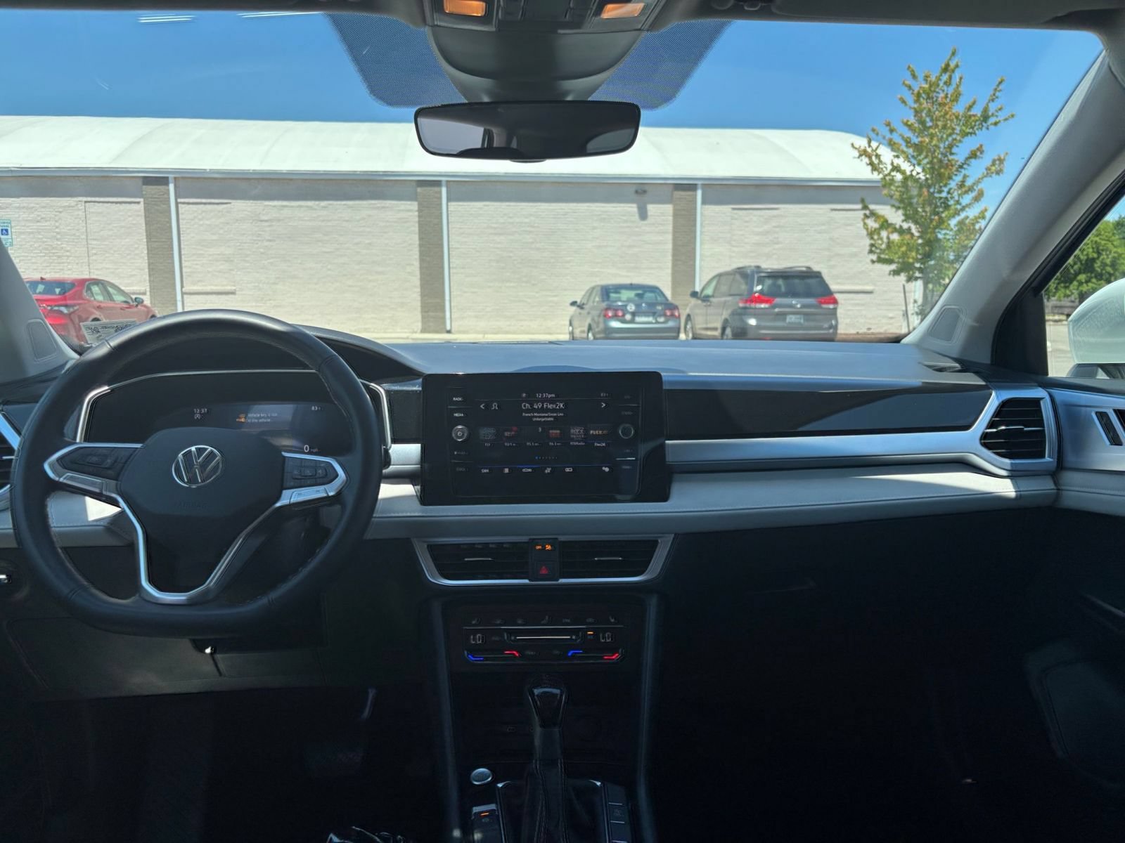 Thumbnail: 2025 Volkswagen Taos - 34